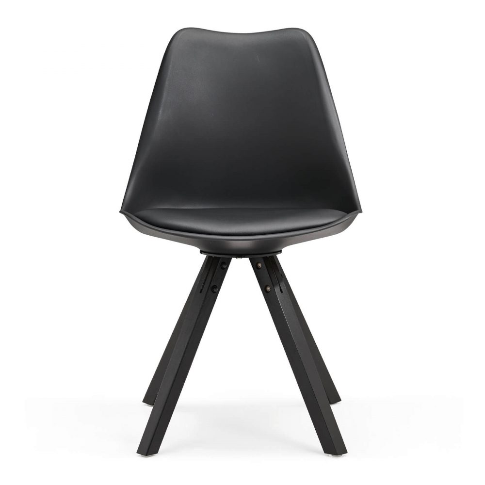 Wayner Chair, Black + Black Legs